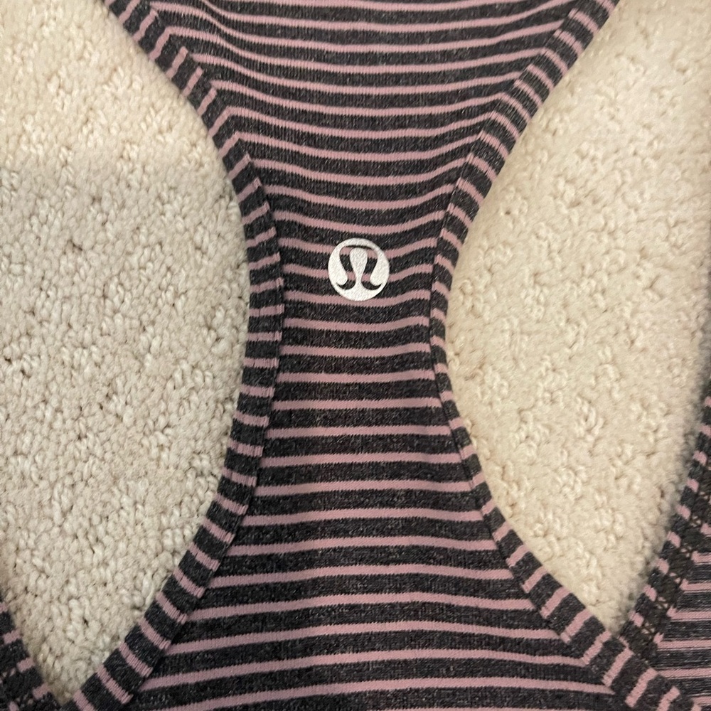 Lululemon tank top - Picture 3 of 4